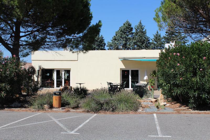 Ibis Carcassonne Est La Cite Hotel Exterior photo